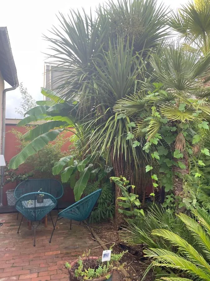 La Petite Maison Dans La Jungle Chartres-de-Bretagne Holiday home